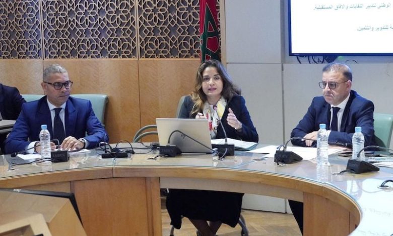 "النفايات أسقطت حكومات".. وزيرة تحذّر من تعثر مشاريع للأزبال المنزلية "النفايات أسقطت حكومات".. وزيرة تحذّر من تعثر مشاريع للأزبال المنزلية