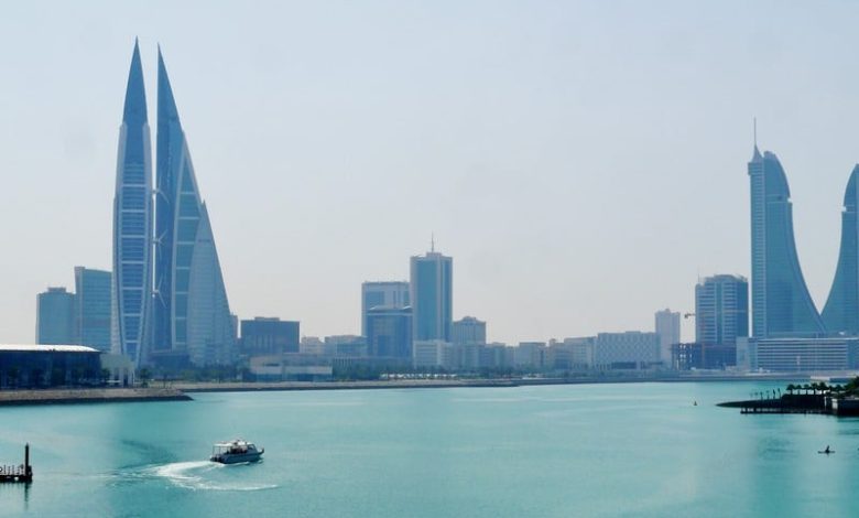 دول الخليج في حالة تأهب بعد ضربات أمريكية لمواقع نووية إيرانية دول الخليج في حالة تأهب بعد ضربات أمريكية لمواقع نووية إيرانية