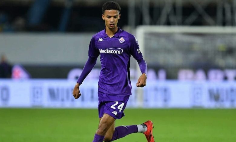 ريشاردسون ينجح في إقناع فيورنتينا ريشاردسون ينجح في إقناع فيورنتينا