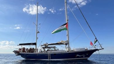 سفينة "أسطول الحرية" تقترب من غزة