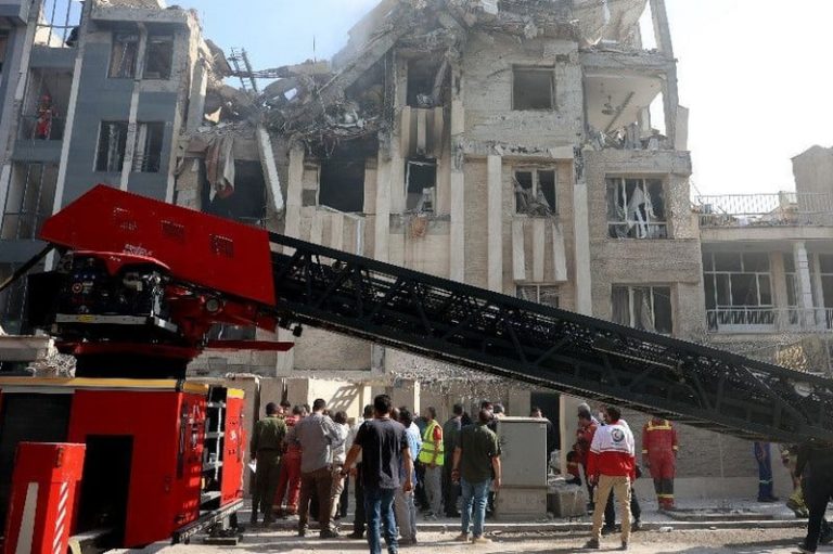 سقوط 78 قتيلاً و329 جريحاً في إيران