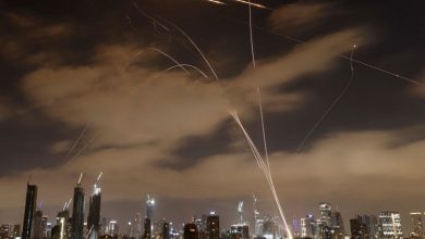 صواريخ إيرانية تنهال على تل أبيب