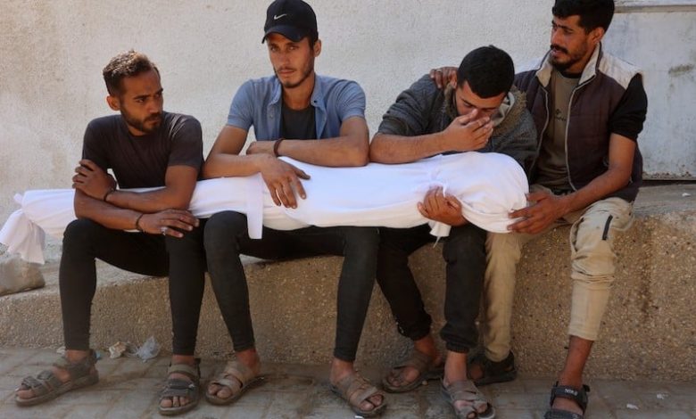 غارات تقتل عشرات الفلسطينيين بغزة غارات تقتل عشرات الفلسطينيين بغزة