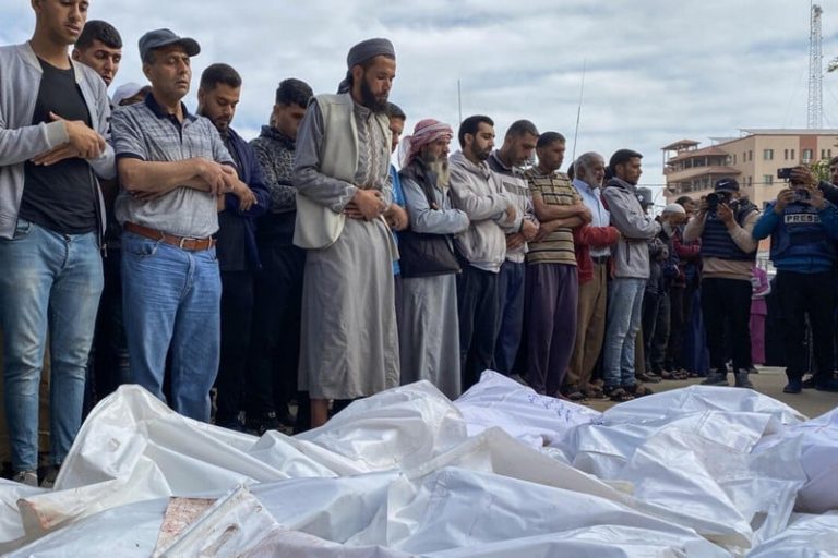 غزة تنعى 37 فلسطينيا في القطاع
