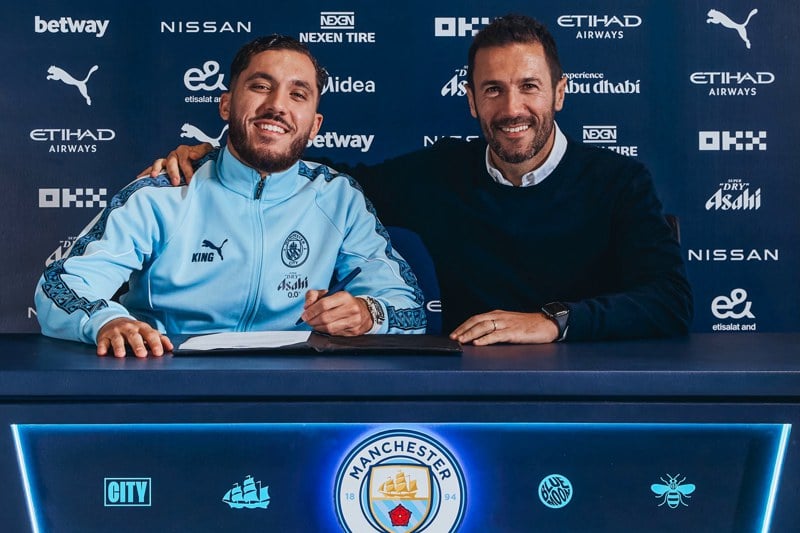 "مان سيتي" يتعاقد مع ريان شرقي