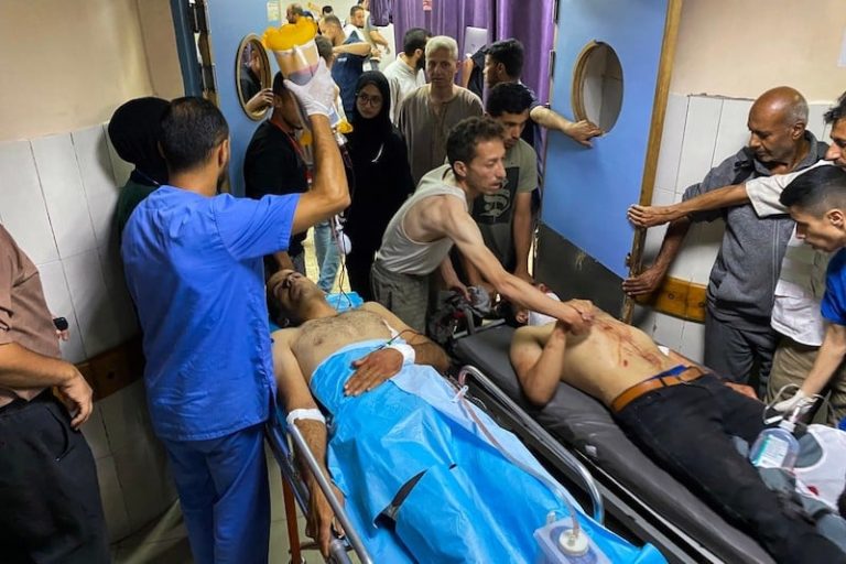 مقتل 12 فلسطينيا في قطاع غزة
