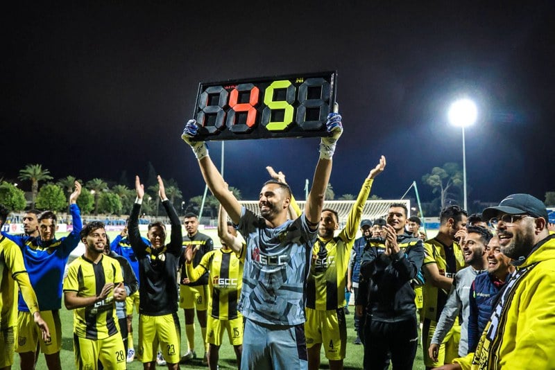 المغرب الفاسي يتخلى عن 5 لاعبين