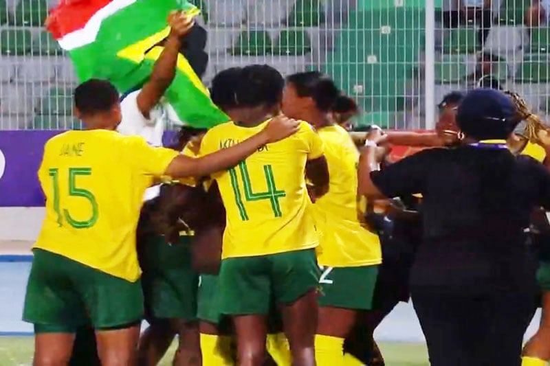 "كان السيدات": جنوب إفريقيا إلى النصف