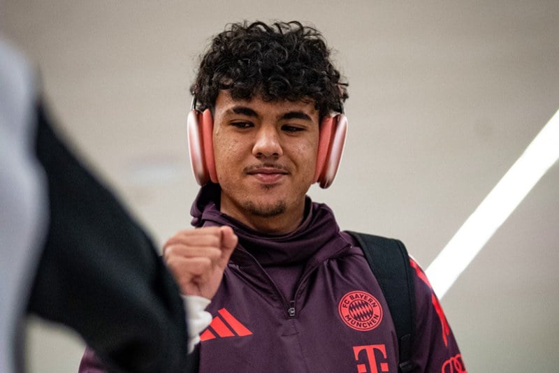 أزنو إلى إيفرتون مقابل 9 ملايين يورو