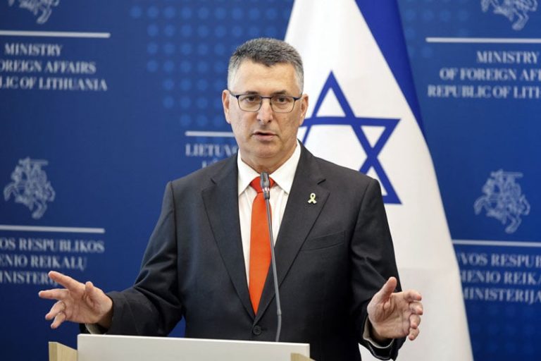 إسرائيل ترفض بقاء مسؤول أممي