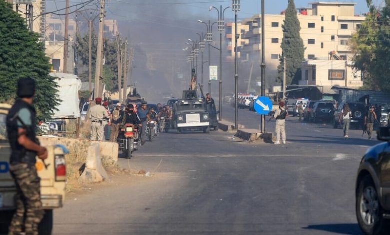الجيش السوري يدخل مدينة السويداء الجيش السوري يدخل مدينة السويداء