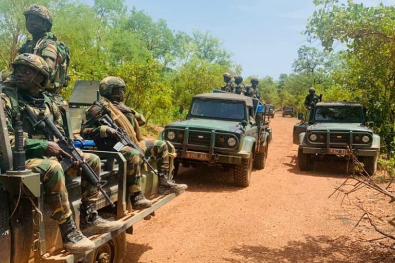 الجيش المالي يتعرض لهجمات منسّقة