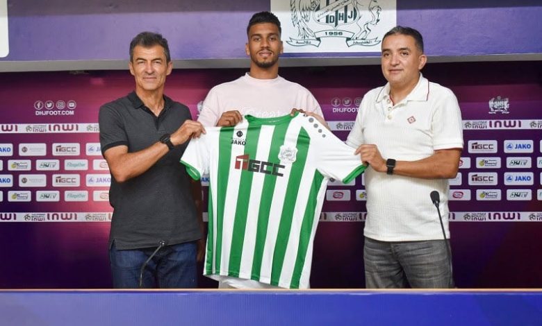 الدفاع الحسني الجديدي يضم 3 لاعبين الدفاع الحسني الجديدي يضم 3 لاعبين