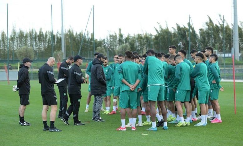 تجمع يرفع جاهزية "منتخب 2000" تجمع يرفع جاهزية "منتخب 2000"