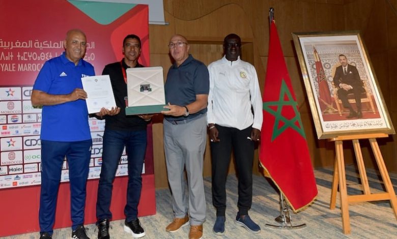تكوين لمدربي "كاف أ" في المغرب تكوين لمدربي "كاف أ" في المغرب