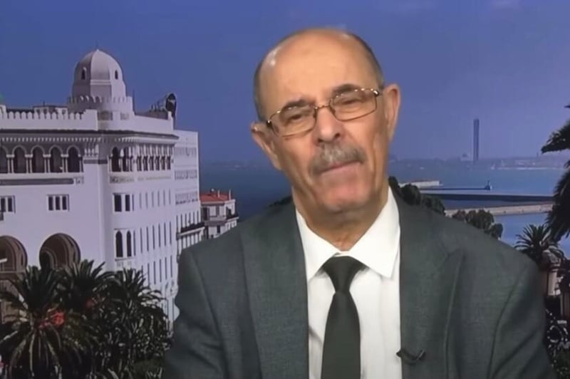 سجن مؤرخ جزائري خمس سنوات نافذة