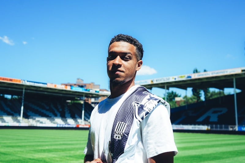 شارلوروا البلجيكي يتعاقد مع خليفي