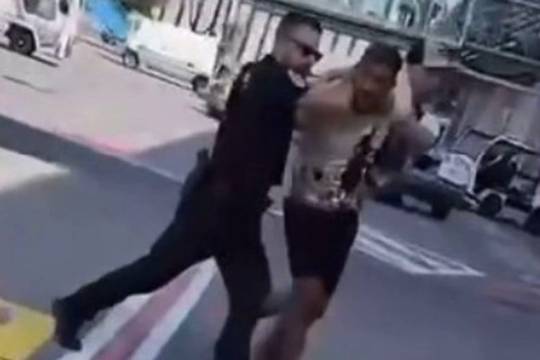 فيديو .. الشرطة الفرنسية تحتجز الجزائري بلايلي بعد شجار على متن طائرة