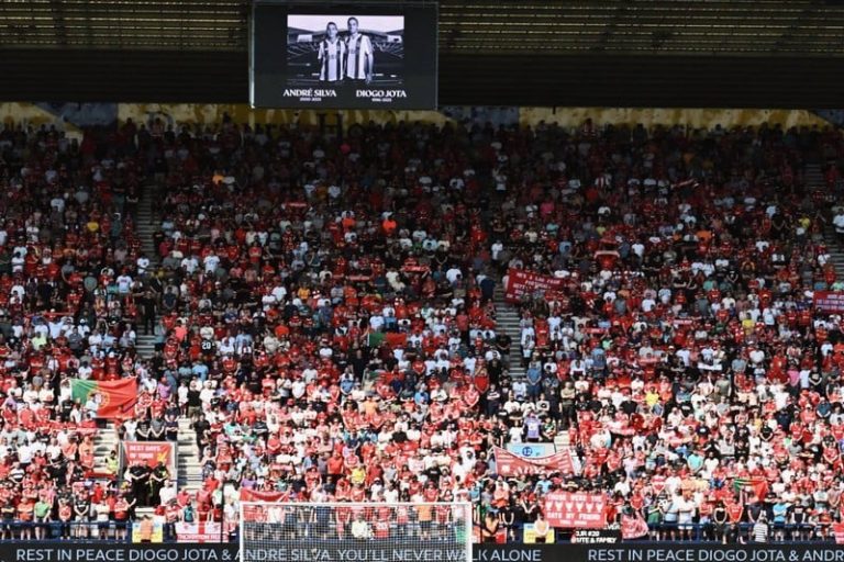 "ليفربول" يكرم مهاجمه الراحل جوتا
