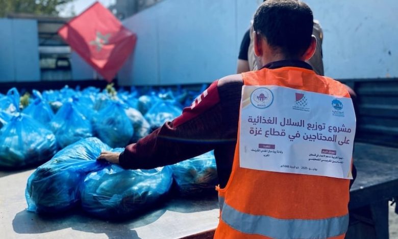 "مال القدس" تنفذ حملة الإغاثة بغزة "مال القدس" تنفذ حملة الإغاثة بغزة