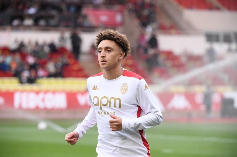 موناكو  يراهن على تطور موهبة بنصغير