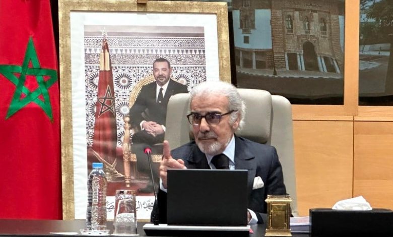 والي بنك المغرب: المنصات التكنولوجية العالمية تهدد أنظمة الدفع الوطنية
