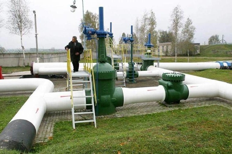 أسعار النفط تحقق مكاسب أسبوعية أسعار النفط تحقق مكاسب أسبوعية