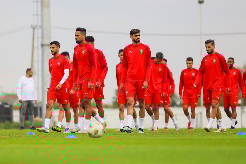 "أسود الأطلس" يعودون إلى "الشان" بطموح الزعامة والانفراد بالرقم القياسي