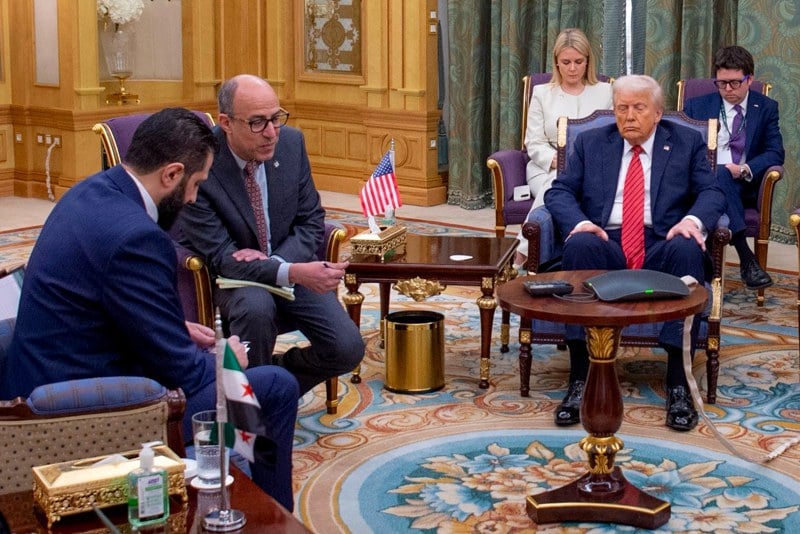 أمريكا تدعم الرئيس السوري الشرع لإضعاف النفوذ الإيراني وعودة "داعش"