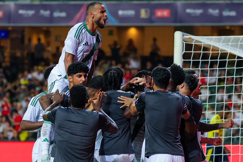 الأهلي يحرز كأس السوبر السعودي