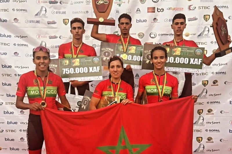 الدراجات المغربية تتألق بالكاميرون