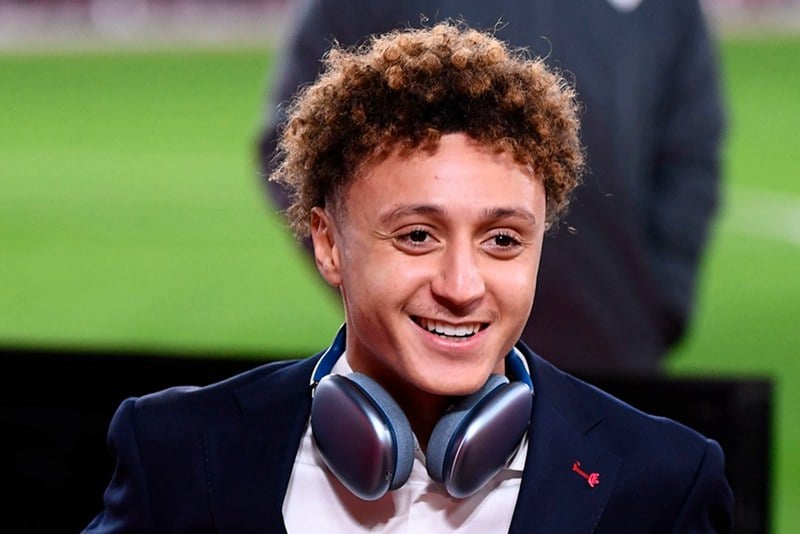 بايرن ليفركوزن يتفق مع بنصغير