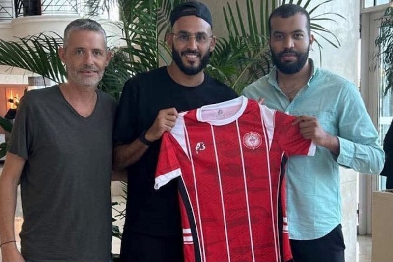 بوطيب يعزز صفوف الكوكب المراكشي بوطيب يعزز صفوف الكوكب المراكشي