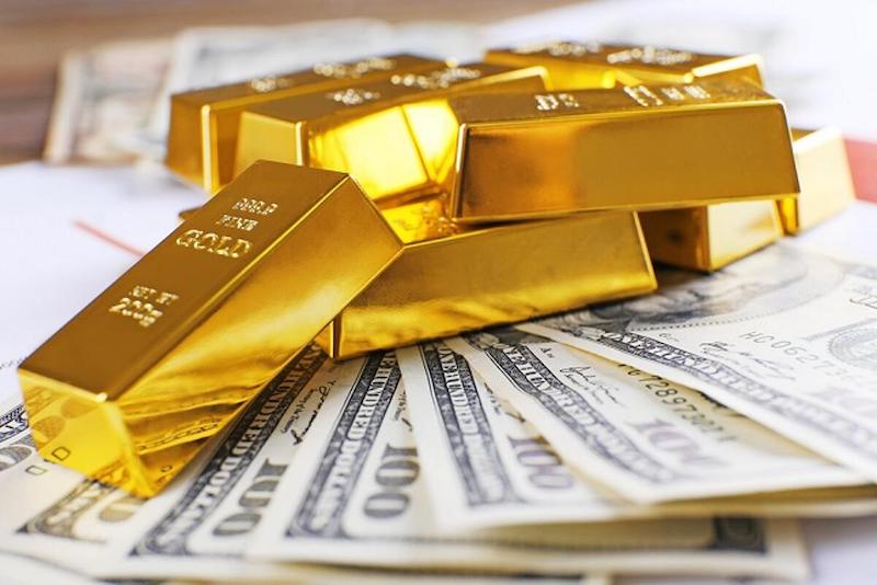 تراجع أسعار الذهب مع ارتفاع الدولار