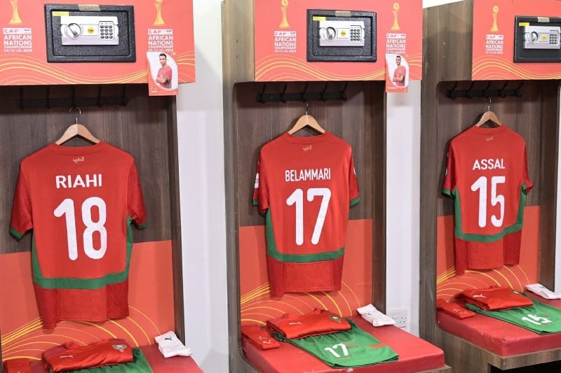 تشكيلة المنتخب المحلي أمام أنغولا