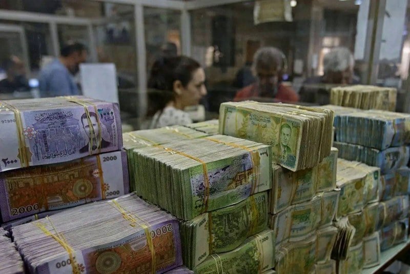 سوريا تعتزم حذف صفرين من الليرة