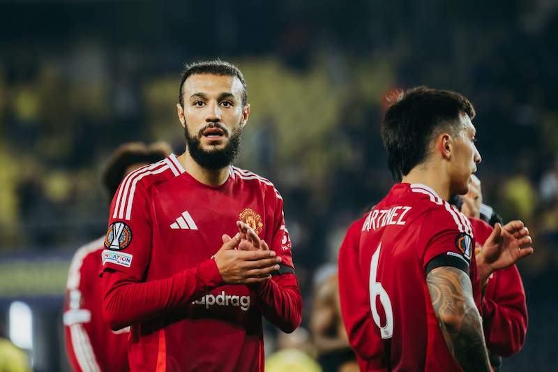 مزراوي يغيب عن ”الشياطين الحمر”