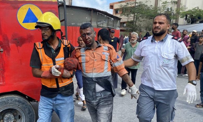 15 قتيلا في قصف مجمع ناصر الطبي 15 قتيلا في قصف مجمع ناصر الطبي