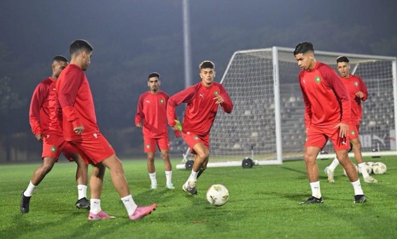أجواء جيدة تطبع استعدادات "المحلي" أجواء جيدة تطبع استعدادات "المحلي"