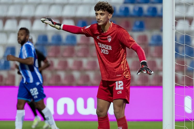 أزواغ ينتقل من طنجة إلى إشبيلية أزواغ ينتقل من طنجة إلى إشبيلية