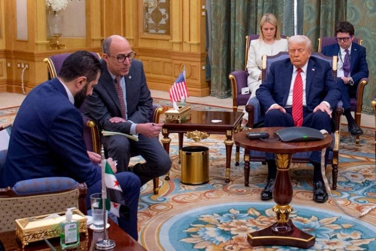 أمريكا تدعم الرئيس السوري الشرع لإضعاف النفوذ الإيراني وعودة "داعش"