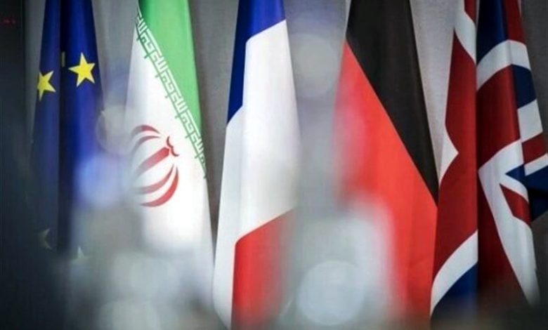 إيران تستأنف المحادثات بشأن النووي إيران تستأنف المحادثات بشأن النووي