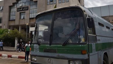 الجزائر تعلن سحب الحافلات القديمة