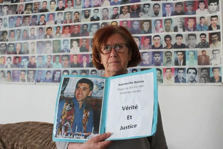 العدالة المؤجلة في الجزائر ..  استقبال حقوقية يتحول إلى خطر على النظام