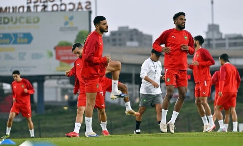 المحلي يواصل التحضيرات للقاء زامبيا المحلي يواصل التحضيرات للقاء زامبيا
