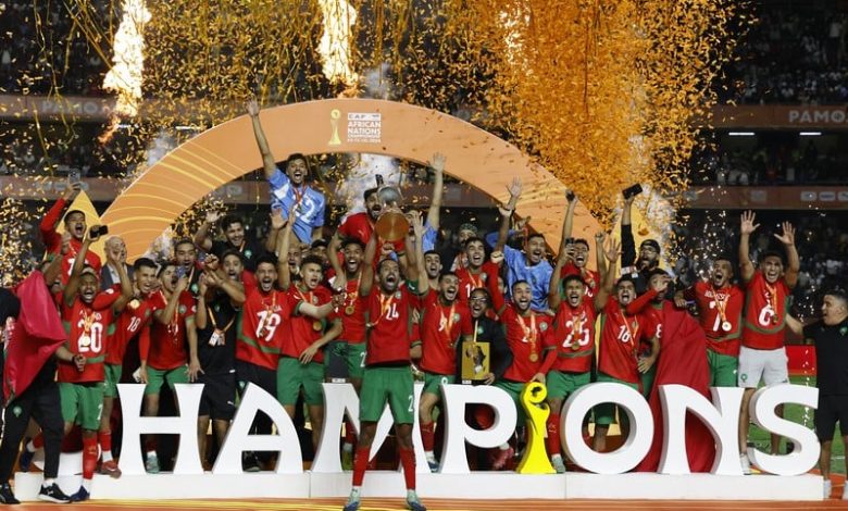 الملك يهنئ المنتخب المغربي: ثقافة الانتصار للظفر بالمزيد من الألقاب الملك يهنئ المنتخب المغربي: ثقافة الانتصار للظفر بالمزيد من الألقاب