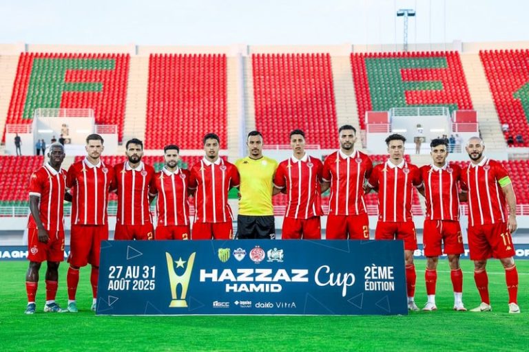 الوداد يتأهل إلى نهائي كأس الهزاز