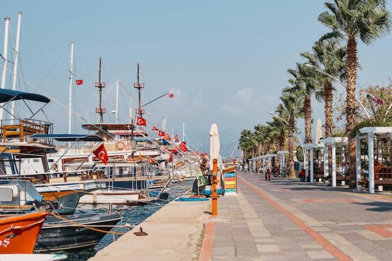 جاذبية المغرب تزعج مرافئ في تركيا