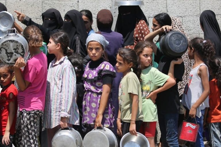 "حماس" تطالب بوقف حرب الإبادة
