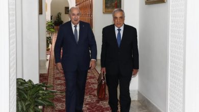 رئيس الجزائر يُنهي مهام الوزير الأول